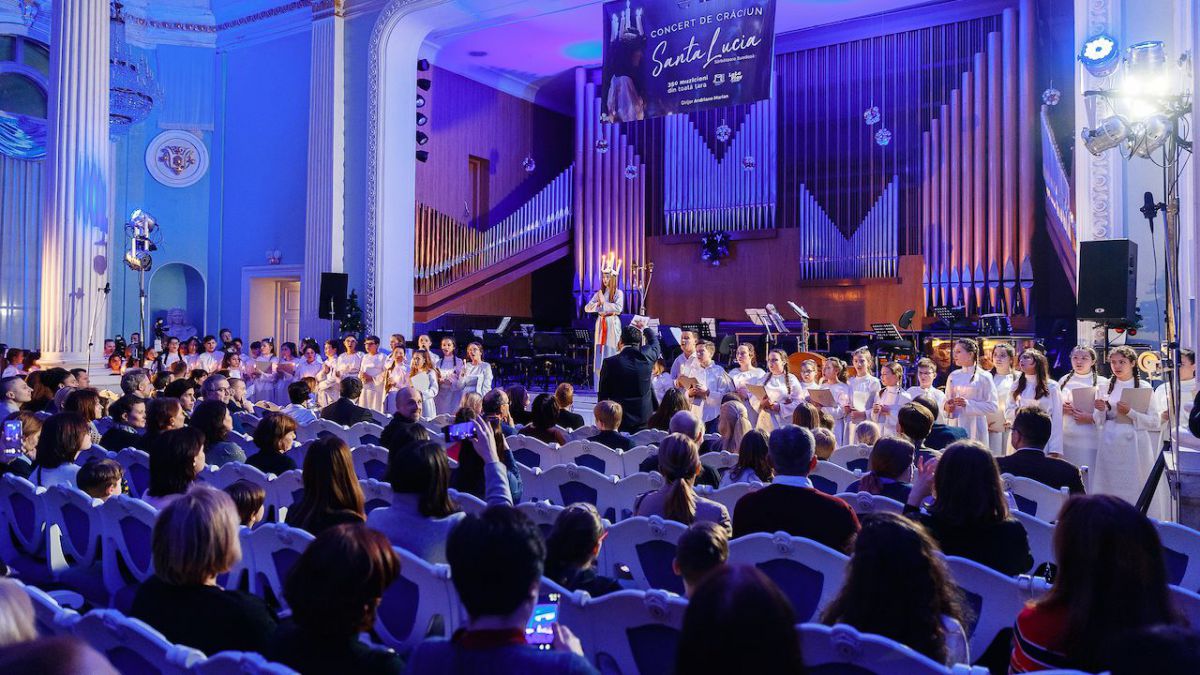  Concertul de Crăciun „Santa Lucia” a adus căldură, lumină și sărbătoare pentru sute de persoane
