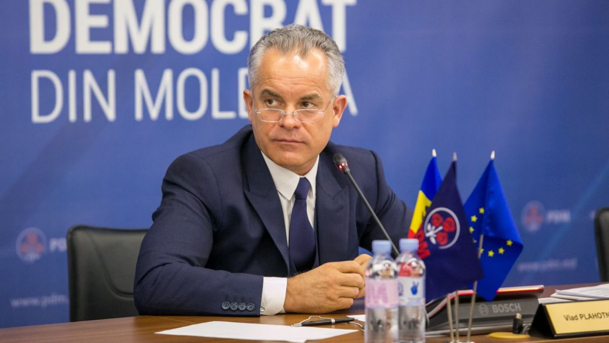 „Dacă vă așteptați că o să vorbesc despre coaliții, o să vă dezamăgesc”. Plahotniuc anunță că Guvernul își va angaja răspunderea ca să majoreze pensii și să dea cadouri bănești de Paști