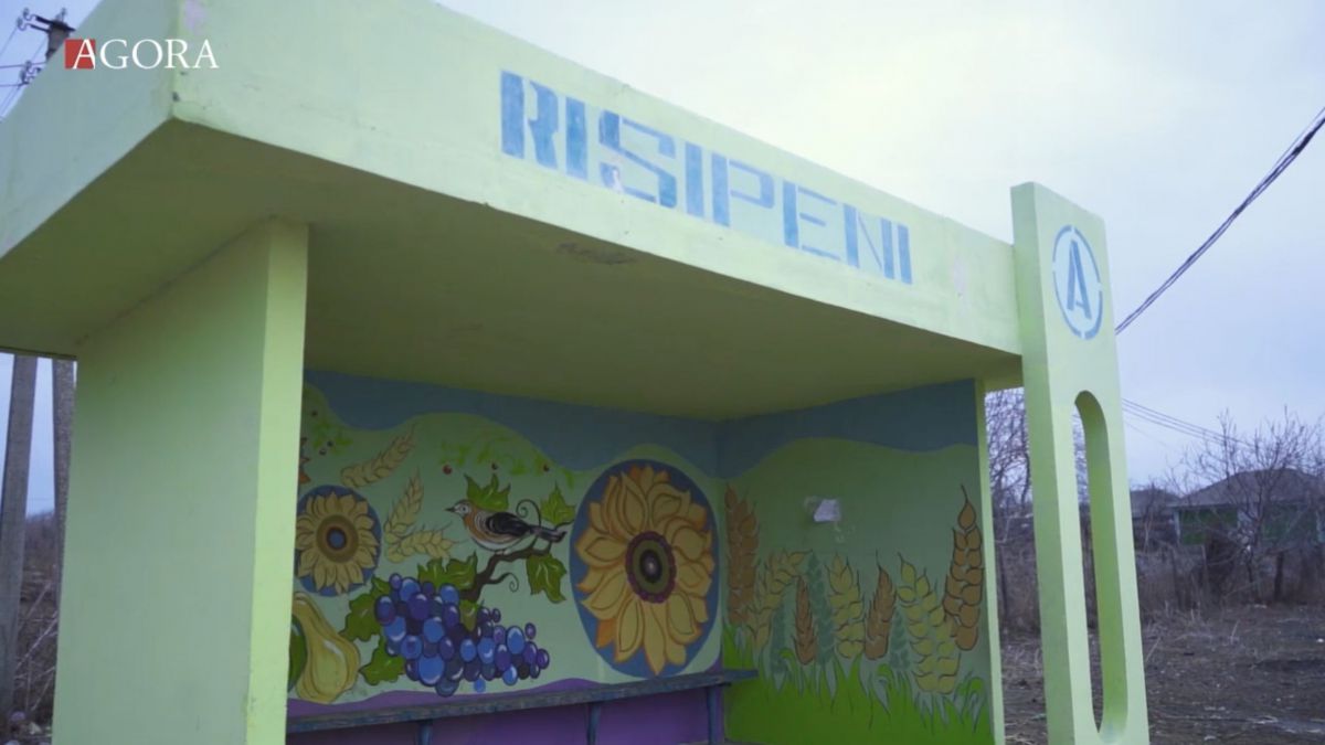 „Disciplinată și hâtră”. În vizită la baștina Maiei Sandu: Ce spun sătenii despre candidatura politicienei (VIDEO)