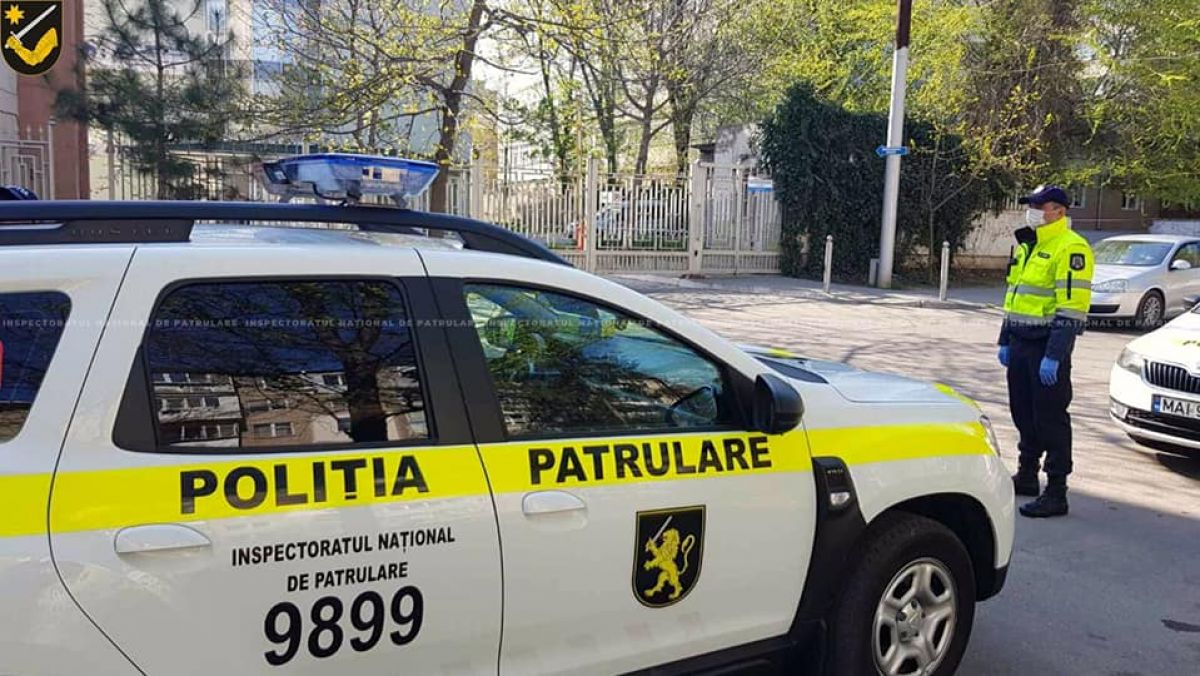 Zece echipaje de poliție au urmărit, aseară, un șofer care conducea haotic pe străzile capitalei. Reținerea - demnă de filmele de acțiune (VIDEO)