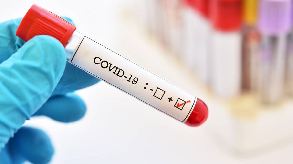 1.296 de persoane testate la noul coronavirus. Rezultatele: 229 de cazuri noi pozitive