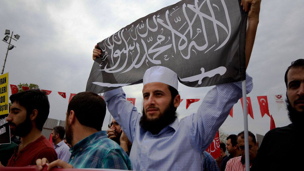 31 de presupuși membri ai Statului Islamic au fost arestați în Turcia
