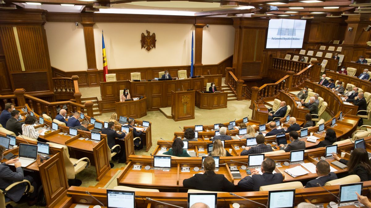 81 din 101 sau exemplul deputaților la capitolul vaccinare anti-COVID