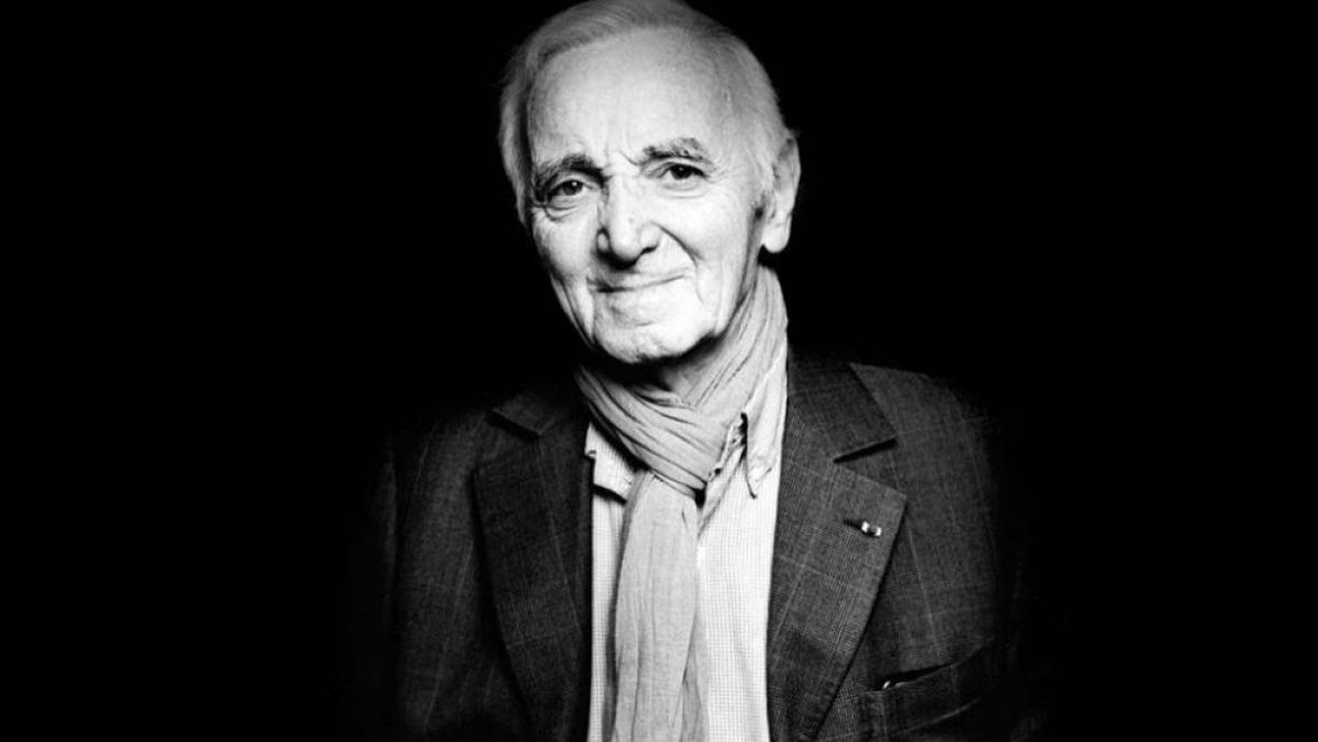 A murit legendarul cântăreț francez Charles Aznavour