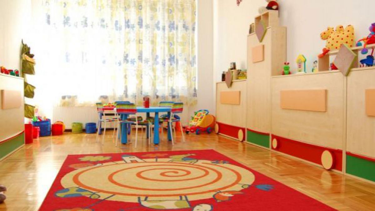 AUDIO. Copii de la o grădiniță din Capitală, speriați, înjurați și loviți. O mamă a înregistrat comportamentul dădacelor