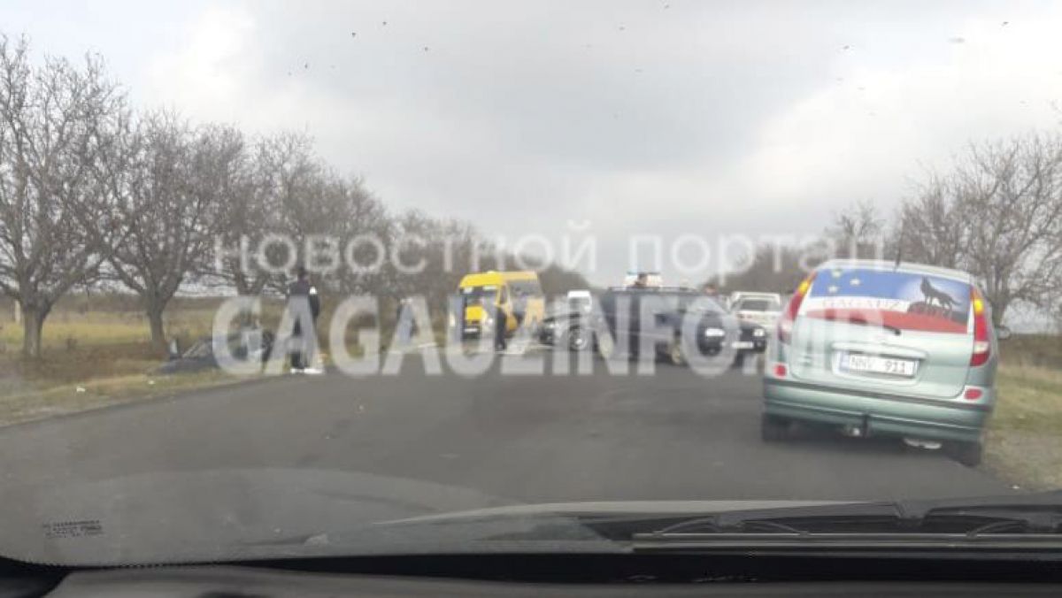Accident în lanț în sudul țării: Trei ambulanțe, la fața locului