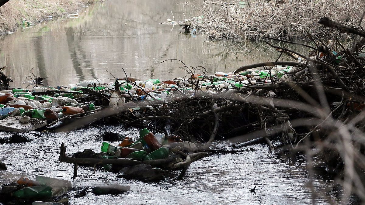 Agenția de Mediu trage alarma: Râul Bâc, într-o stare de polure avansă în raionul Strășeni