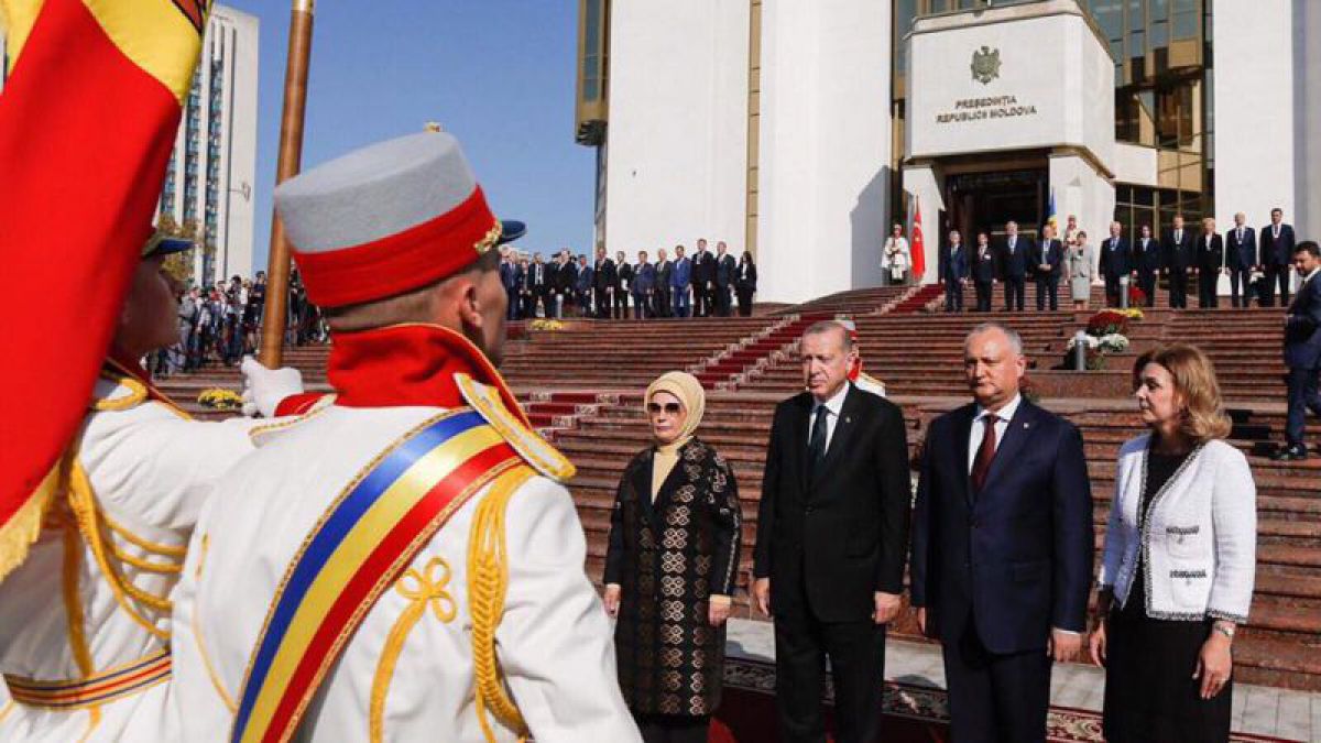 Aproape 27.000 de lei pe zi pentru clădirea Președinției. Ce spun oamenii lui Dodon despre bugetul alocat întreținerii edificiului