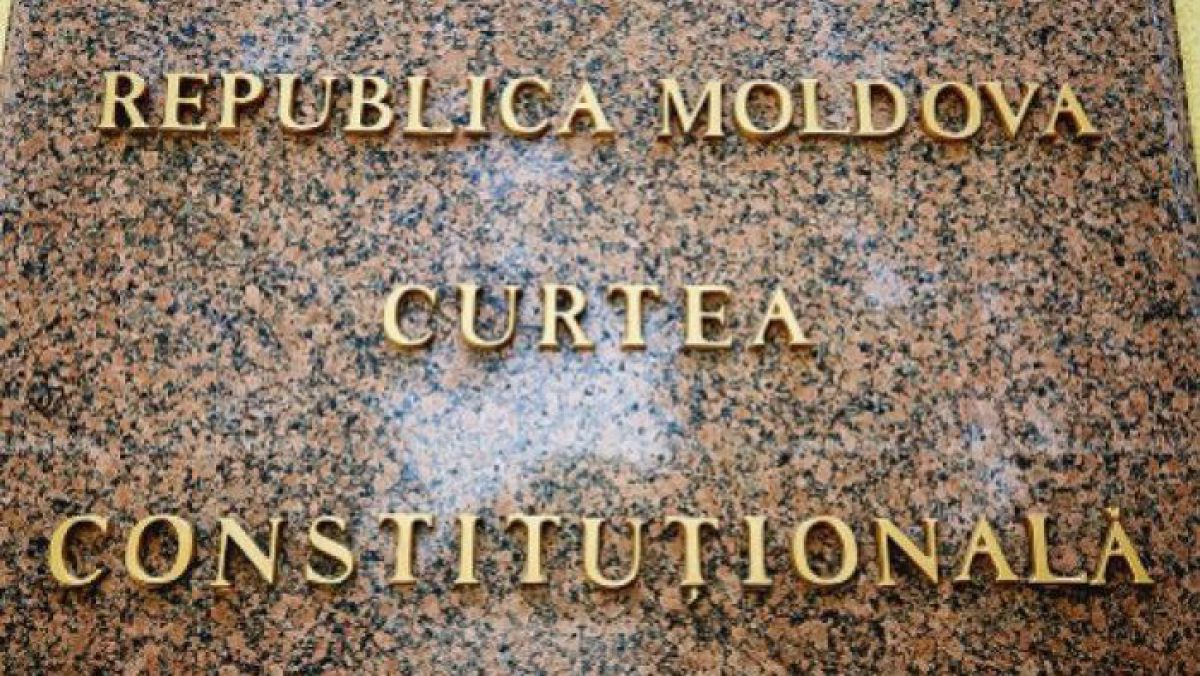 Au fost 23, au rămas 16. Lista candidaților admiși la concursul pentru funcția de judecător la CC din partea Parlamentului