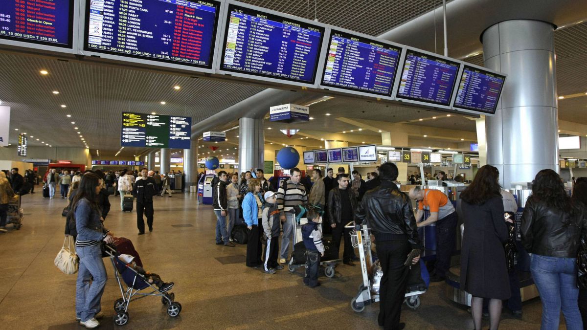 Ca să beneficieze de amnistia migrațională, moldovenii stabiliți în Rusia trebuie să vină acasă de alegeri