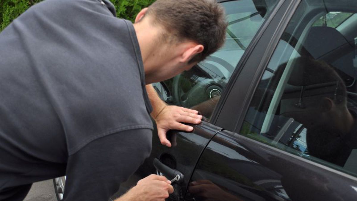 Cahul: A vândut un automobil, iar apoi s-ar fi întors să-l fure