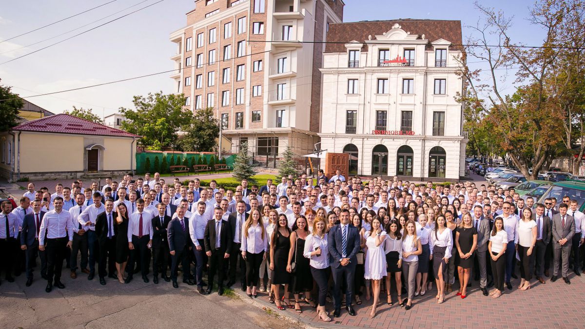 Cele mai importante motive pentru a deveni un agent imobiliar de succes