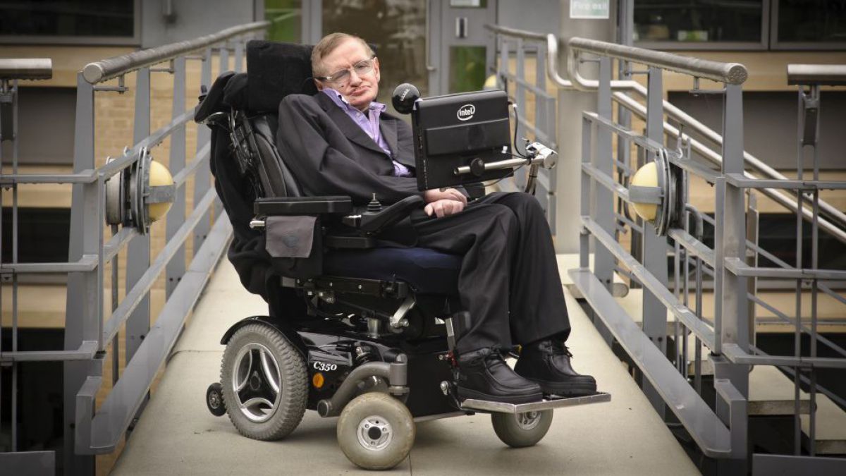 Cinci previziuni făcute de Stephen Hawking