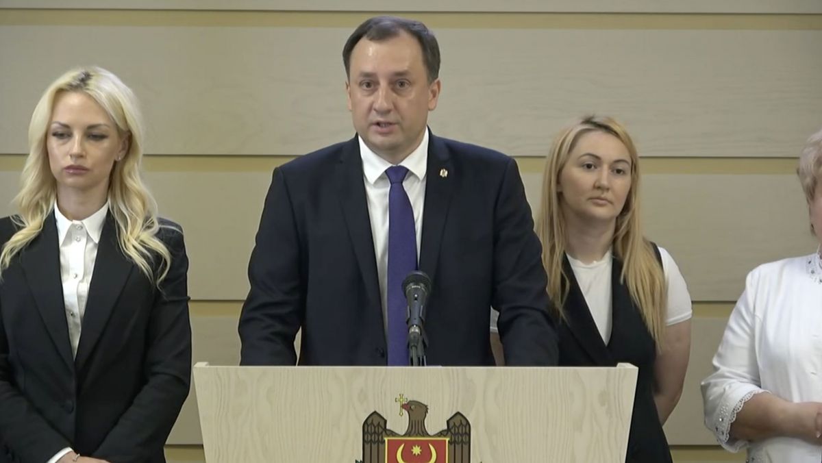 Cum răspund deputații Partidului Șor la întrebarea „Unde este Ilan Șor?” (FOCUS)