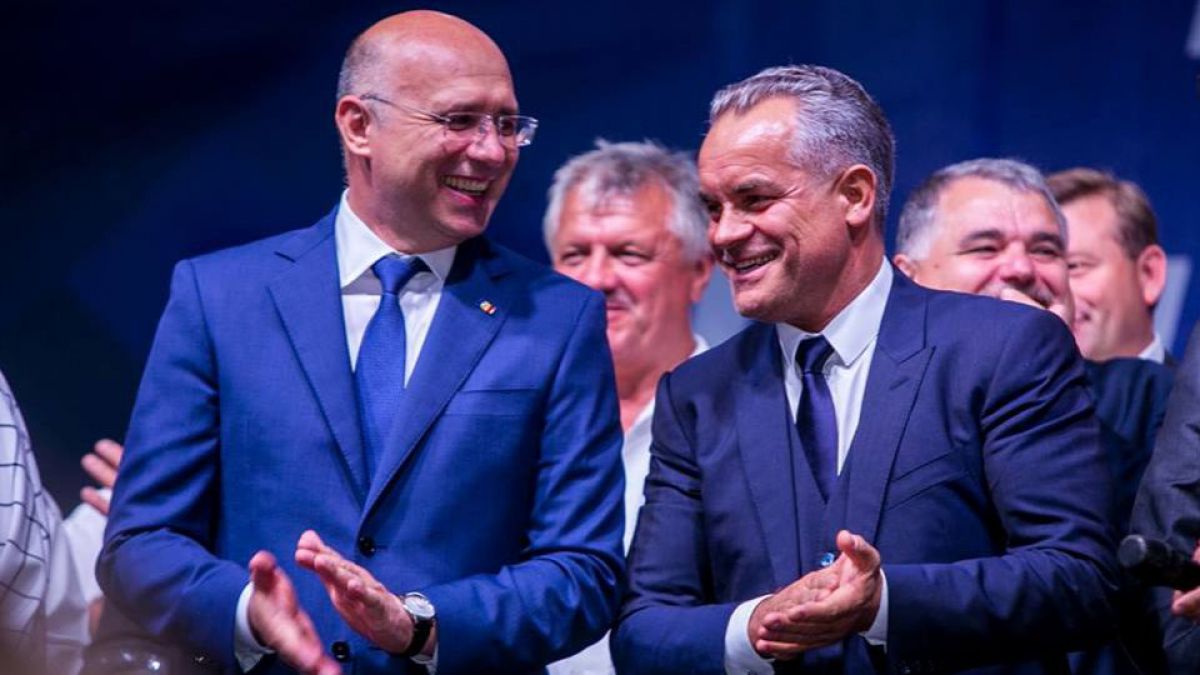 Cum un amendament „ascuns” de PD a făcut posibilă organizarea referendumului în ziua alegerilor parlamentare