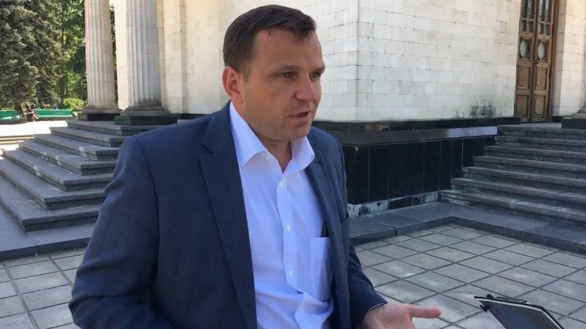DOC. Judecătoria Chișinău anulează procesul-verbal prin care Năstase e recunoscut vinovat de agitație electorală în ziua alegerilor