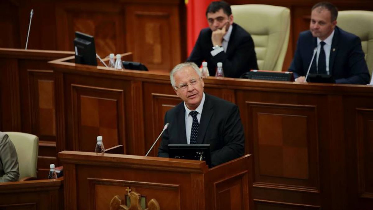 Democrații fără lider. Diacov spune că nu are de gând să se implice în lupta pentru șefia PD