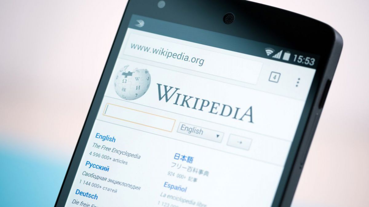 Descoperirea internauților: Angajații de la Securitate Cibernetică ar corecta pe Wikipedia cine e premier în R. Moldova