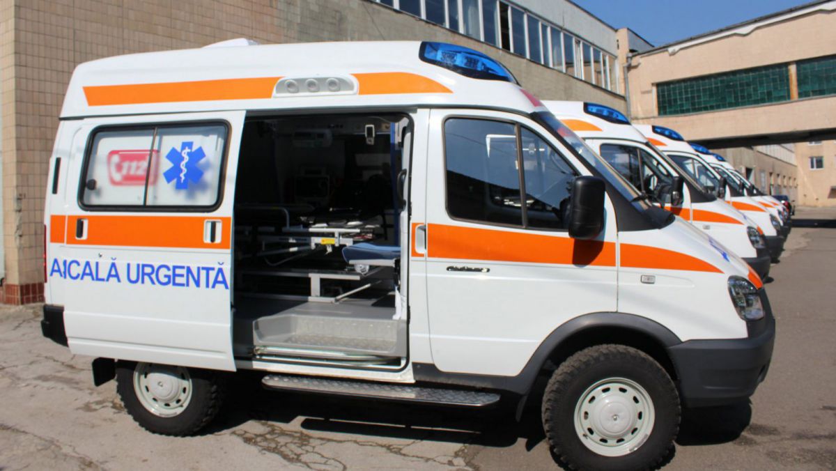 Directorul adjunct de la Salvare a fost reținut în dosarul ambulanțelor. Șeful CNAMUP, fost deputat democrat, ar fi fost implicat în schemă