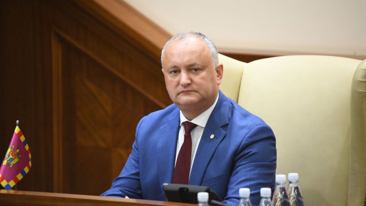 Dodon crede că majorarea tarifelor la lumină e „o comandă politică a fostei guvernări” și cere Guvernului să suspende decizia ANRE