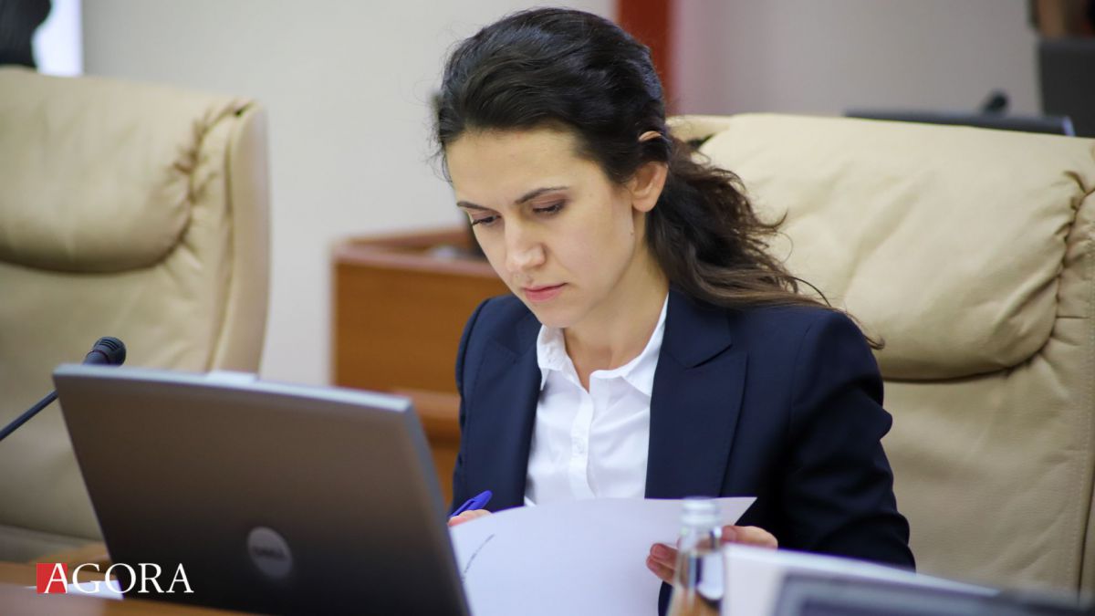 Dodon voia propriul membru în comisia de preselecție a procurorului general. Stamate: Proiectul a fost negociat la virgulă cu PSRM