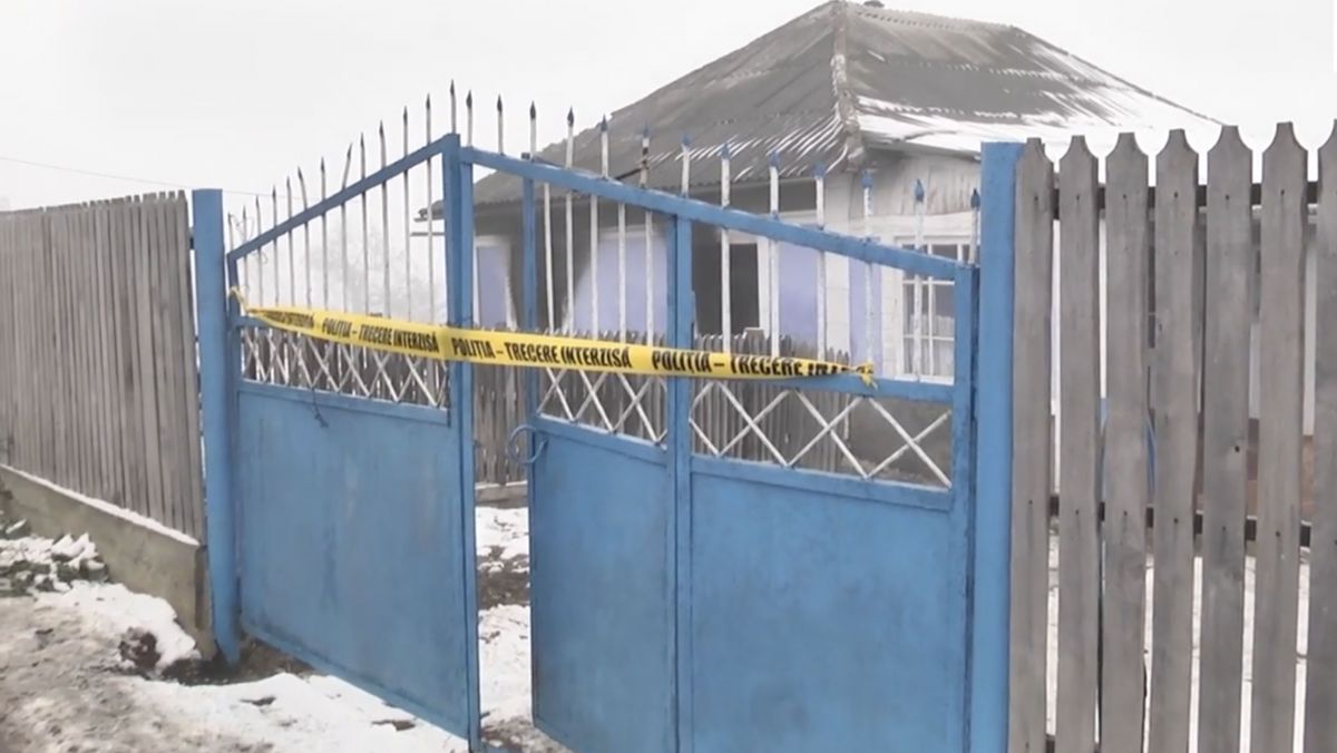 Doi adolescenți au ars de vii în casă. Tragedia a avut loc într-un sat din Hâncești
