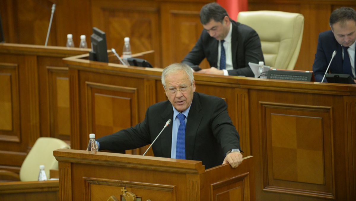 Dumitru Diacov spune când va pleca din Partidul Democrat