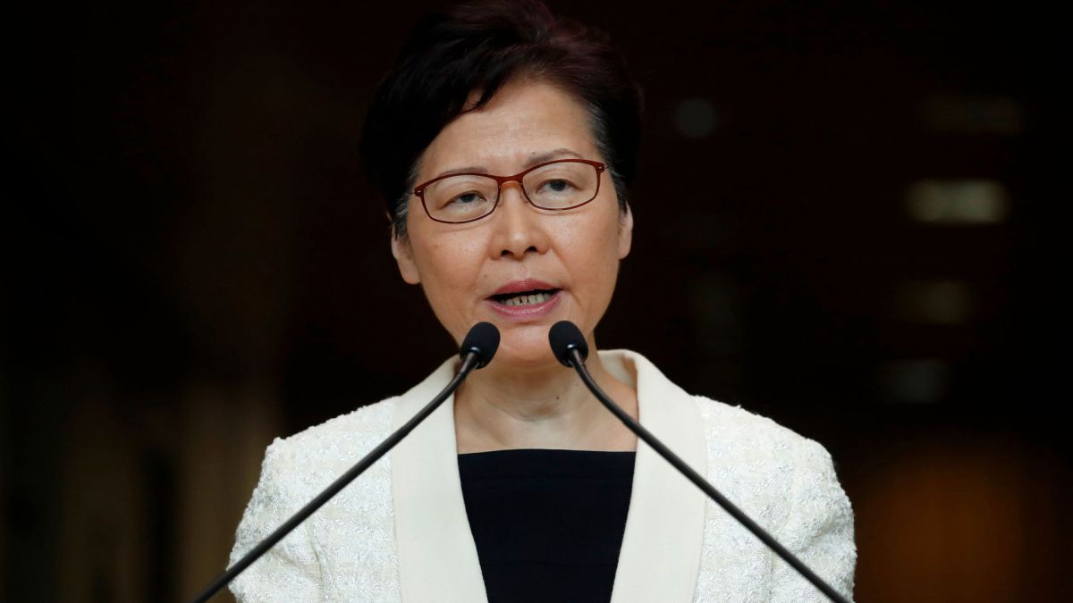 După trei luni de proteste, șefa Executivului din Hong Kong retrage oficial proiectul de lege care a scos lumea în stradă