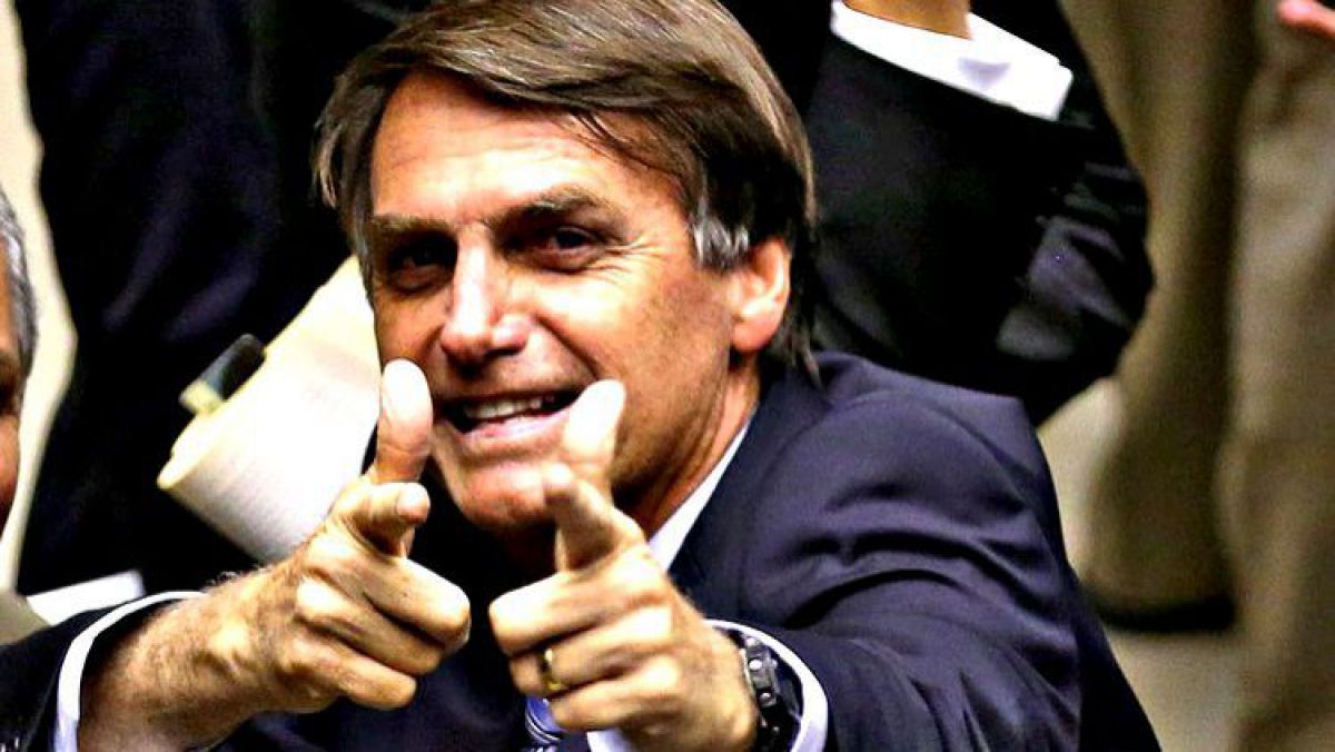 Facebook închide conturile unei firme braziliene de marketing în preajma alegerilor prezidențiale