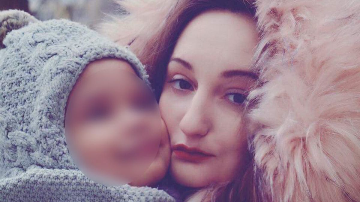 Femeia și copilul de patru ani, decedați în urma exploziei, erau mamă și fiu. Se adună bani pentru înmormântarea lor
