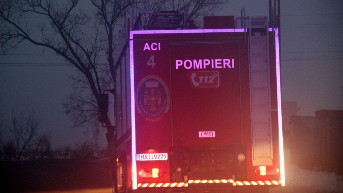 Flăcările au luat viața a doi bătrâni. Două incendii s-au produs în sate diferite