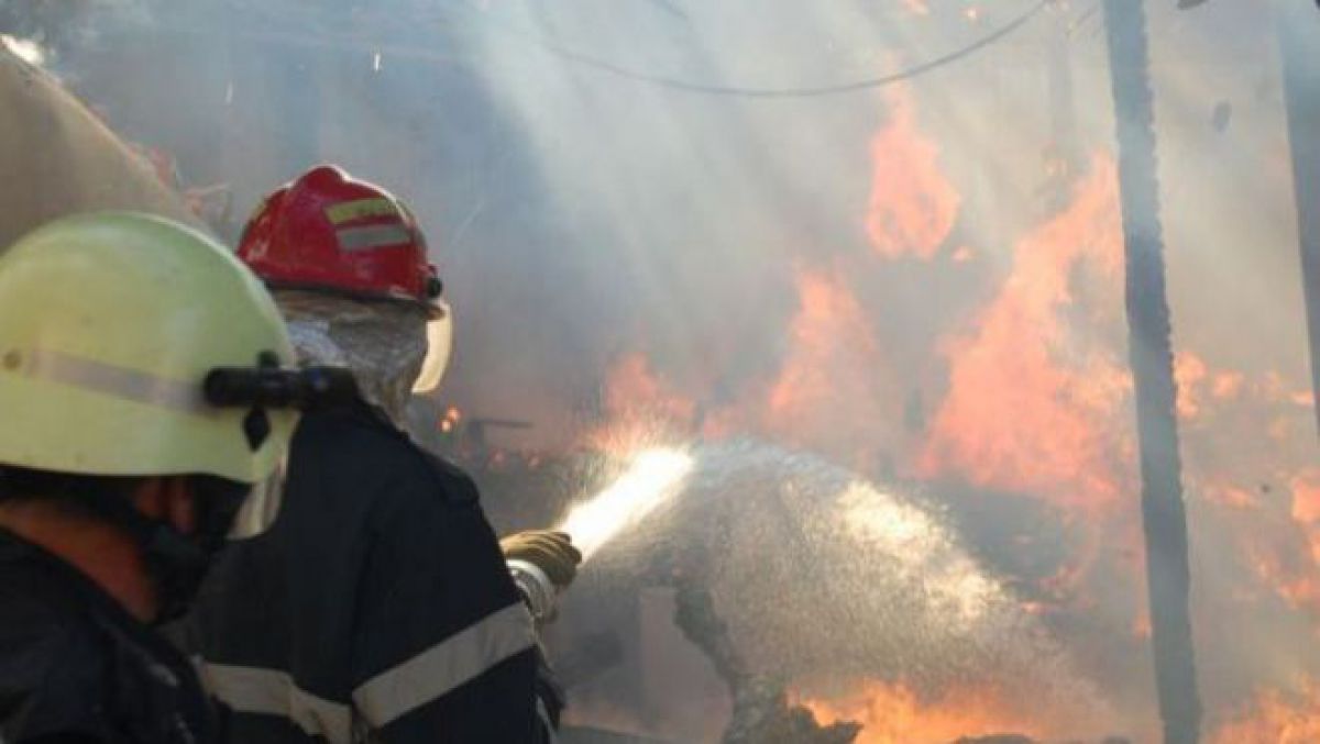 Flăcările i-au luat viața. O femeie de 78 de ani din satul Pănășești a murit carbonizată