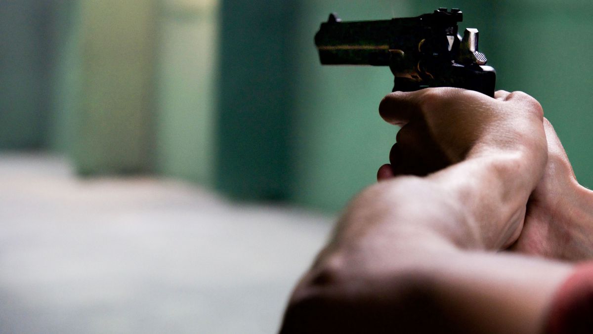 Împușcături în sectorul Ciocana al capitalei: Un bărbat în stare de ebrietate a tras dintr-un pistol pneumatic