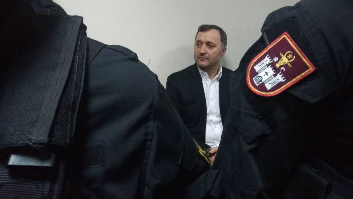 Fost procuror de Chișinău, către Filat: „Salut, Vlad! Cred că în scurt timp vei fi eliberat”