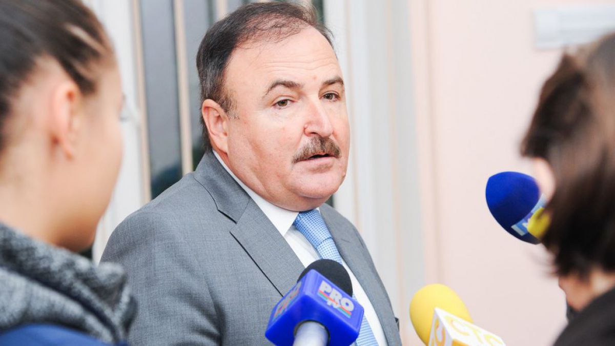 Fostul șef al Spitalului Municipal Nr. 1 a cerut 100 de mii de lei în calitate de prejudiciu moral pentru demisia semnată de Silvia Radu
