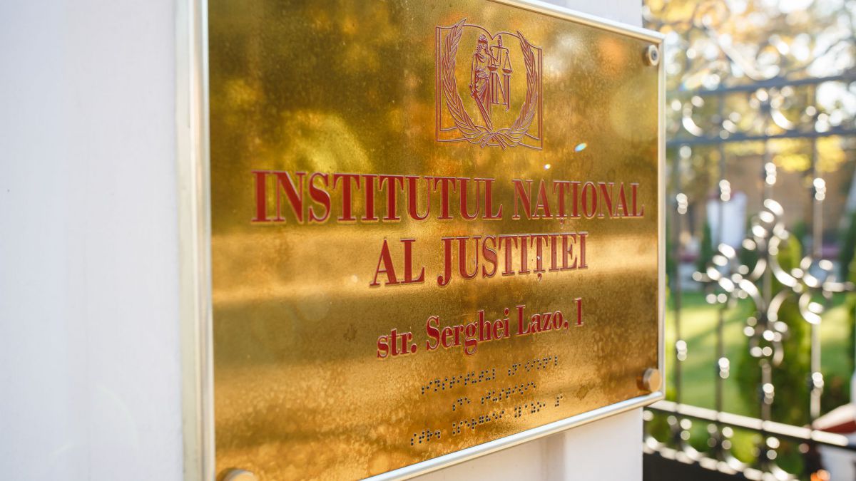 GALERIE FOTO. Condiții mai bune pentru viitorii judecători și procurori. Cât a costat renovarea sediului Institutului Național al Justiției