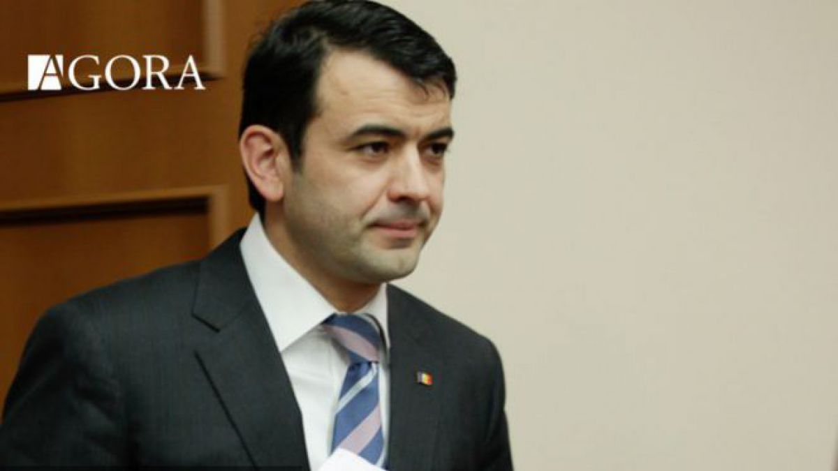 Gaburici le-a explicat parlamentarilor de ce a fost nevoie să fie privatizată compania Air Moldova: „Avea datorii enorme din cauza managementului defectuos”