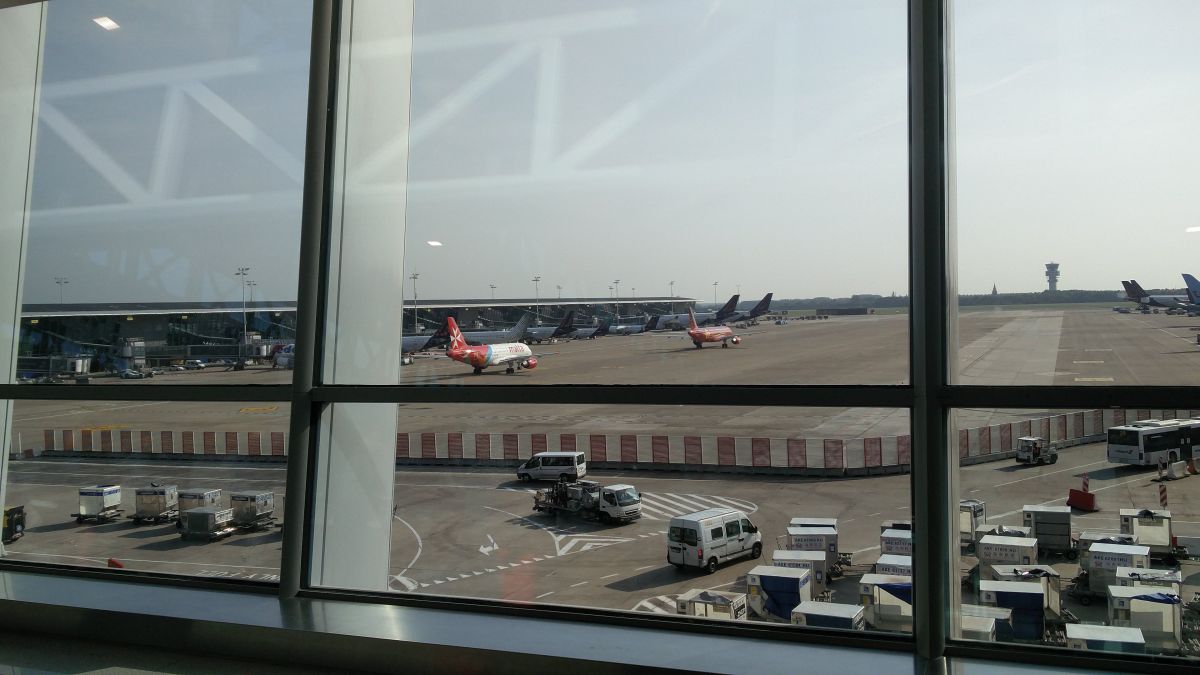 Grevă pe aeroportul din Bruxelles. Sute de zboruri au fost anulate