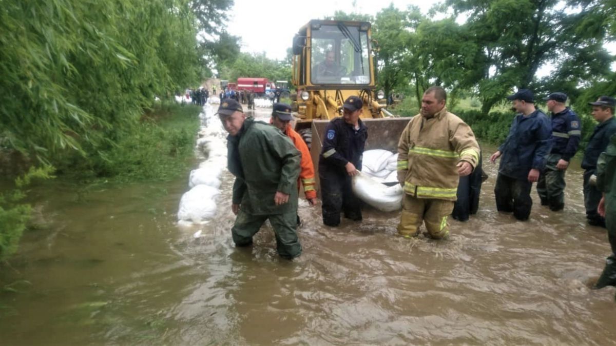 Hidrologii avertizează: Cod Galben de inundații în toată țara