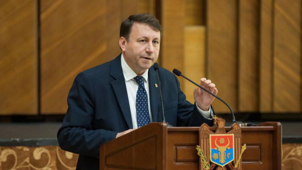 Igor Munteanu: Contractul de procurare a 95% din acțiunile Avia Invest e trucat și trebuie anulat. NR Investments încearcă denigrarea Guvernului