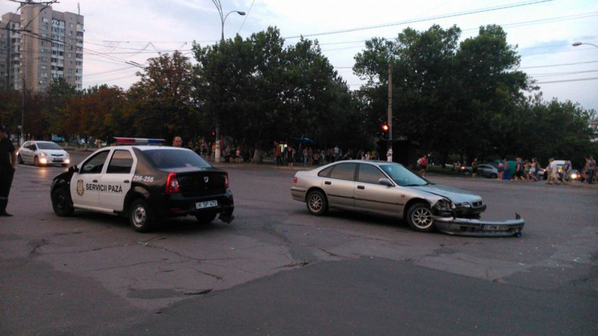 În 24 de ore șase persoane au fost rănite, iar altele două au decedat, după mai multe accidente rutiere