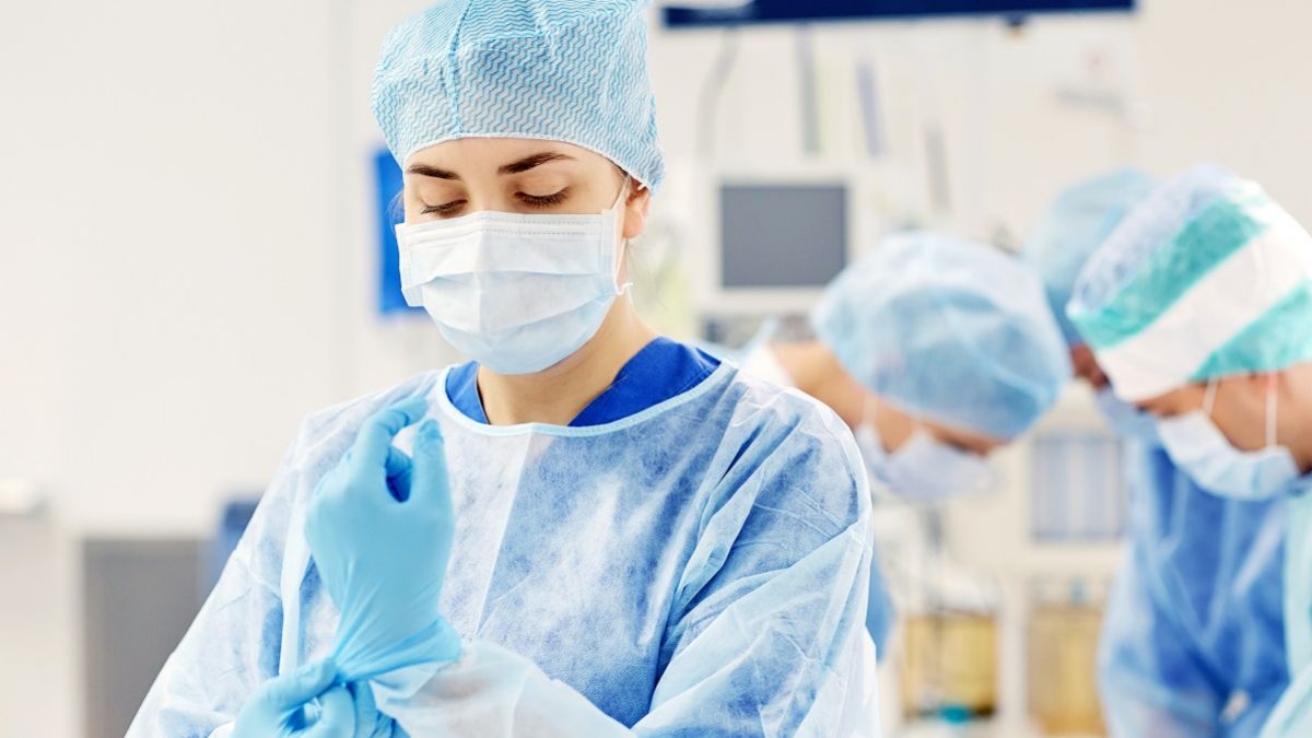 Alți 25 de medici, testați pozitiv cu COVID-19. Numărul lucrătorilor medicali infectați ajunge la 1.222