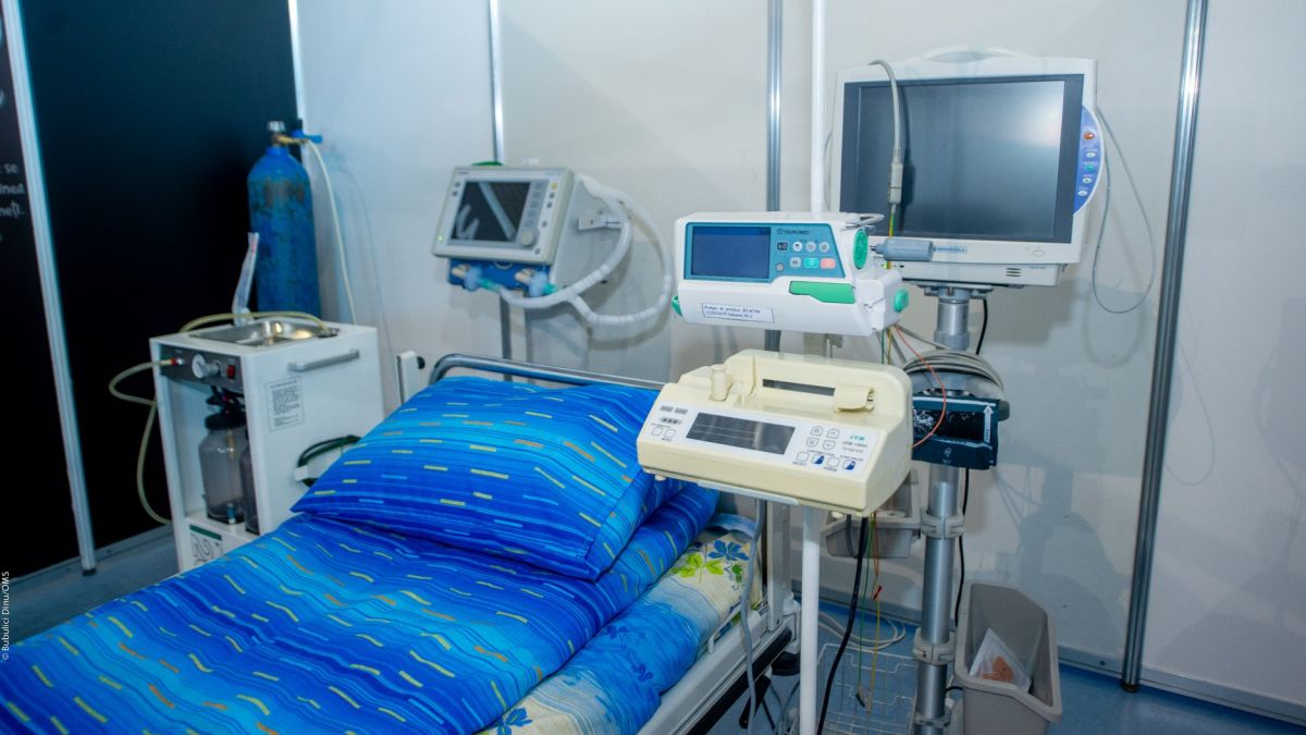 Încă un moldovean a fost răpus de COVID-19. Alți 227 de pacienți se află în stare gravă