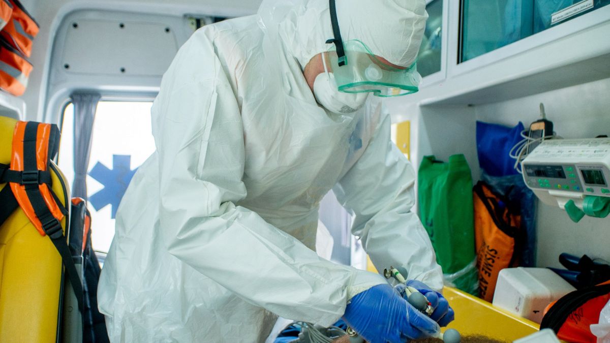 Încă un moldovean a pierdut lupta cu COVID-19. Un bărbat de la Glodeni a murit