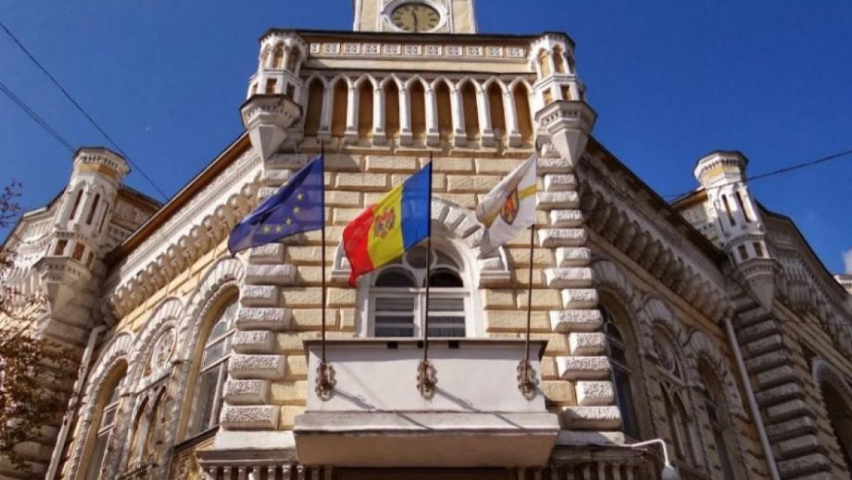 Înlocuiri la conducerea Primăriei Chișinău. Cine a venit la șefia mai multor Direcții municipale