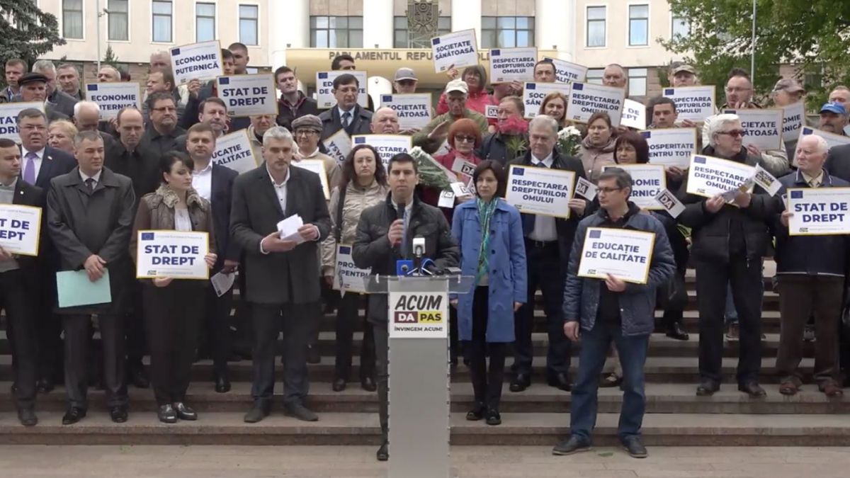 Lideri ai Blocului ACUM: 9 mai e o zi de tristețe, care dezbină societatea