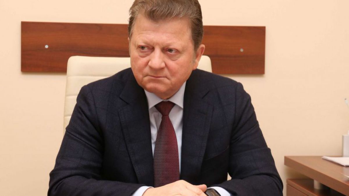 Limba de pe prospectele medicamentelor, prilej de replici în Parlament. Țurcan: E pusă în pericol viața cetățenilor. Ghimpu: E timpul să cunoască limba oficială