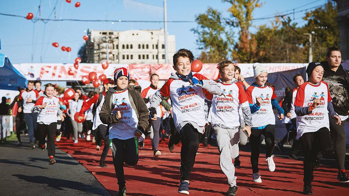 VIDEO. De la Fun Run la 42 de km! Cum s-au descurcat iubitorii sportului la Maratonul Internațional Chișinău