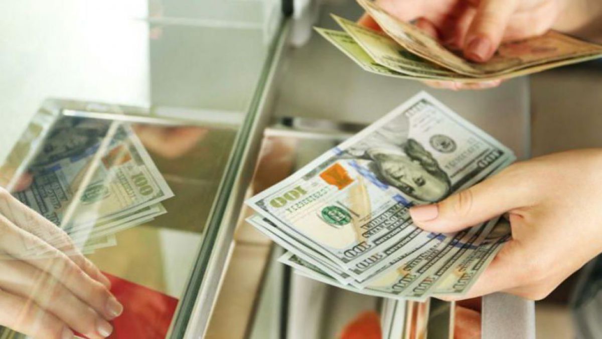 Moldovenii din străinătate au transferat mai puțini bani acasă față de anul trecut, de la începutul lui 2019