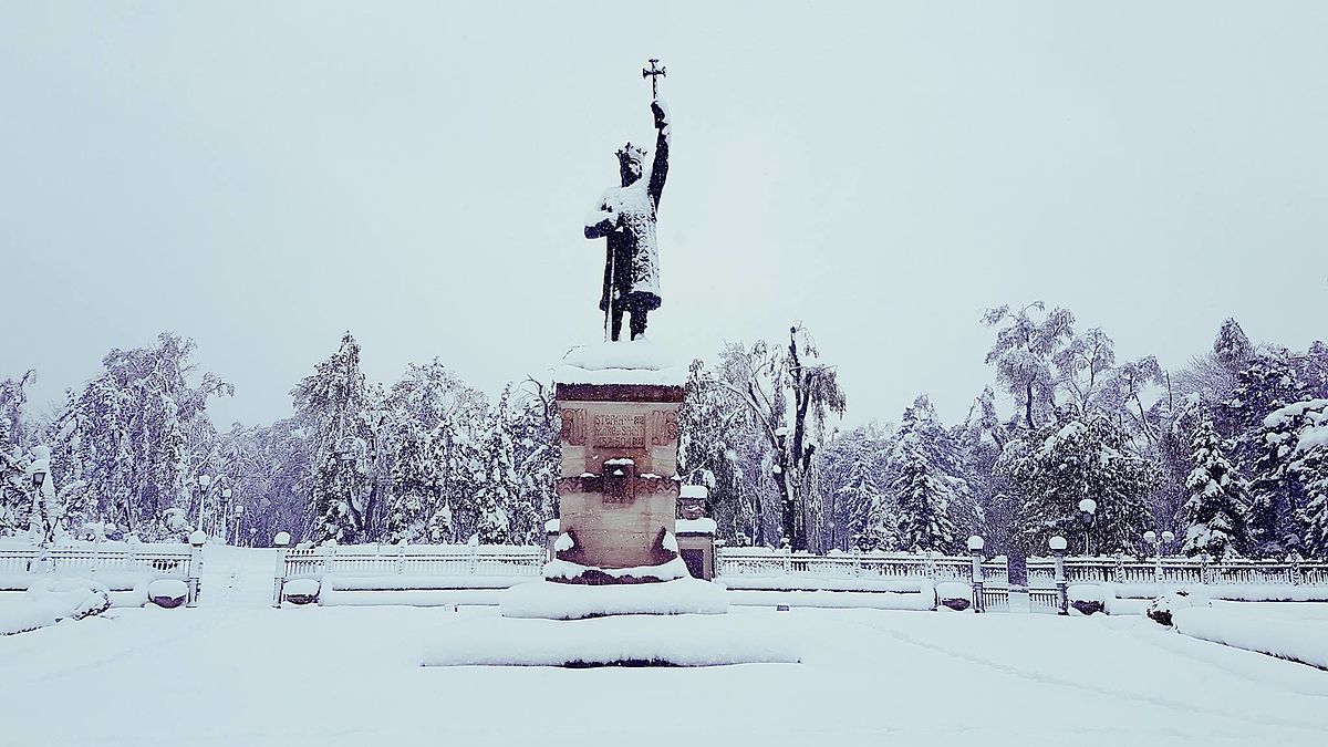 Nu scăpăm de zăpadă. Meteorologii au emis cod galben de ninsori pe întreg teritoriul țării